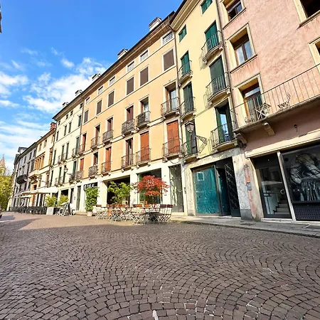 Vista Sulla Basilica Apartamento *